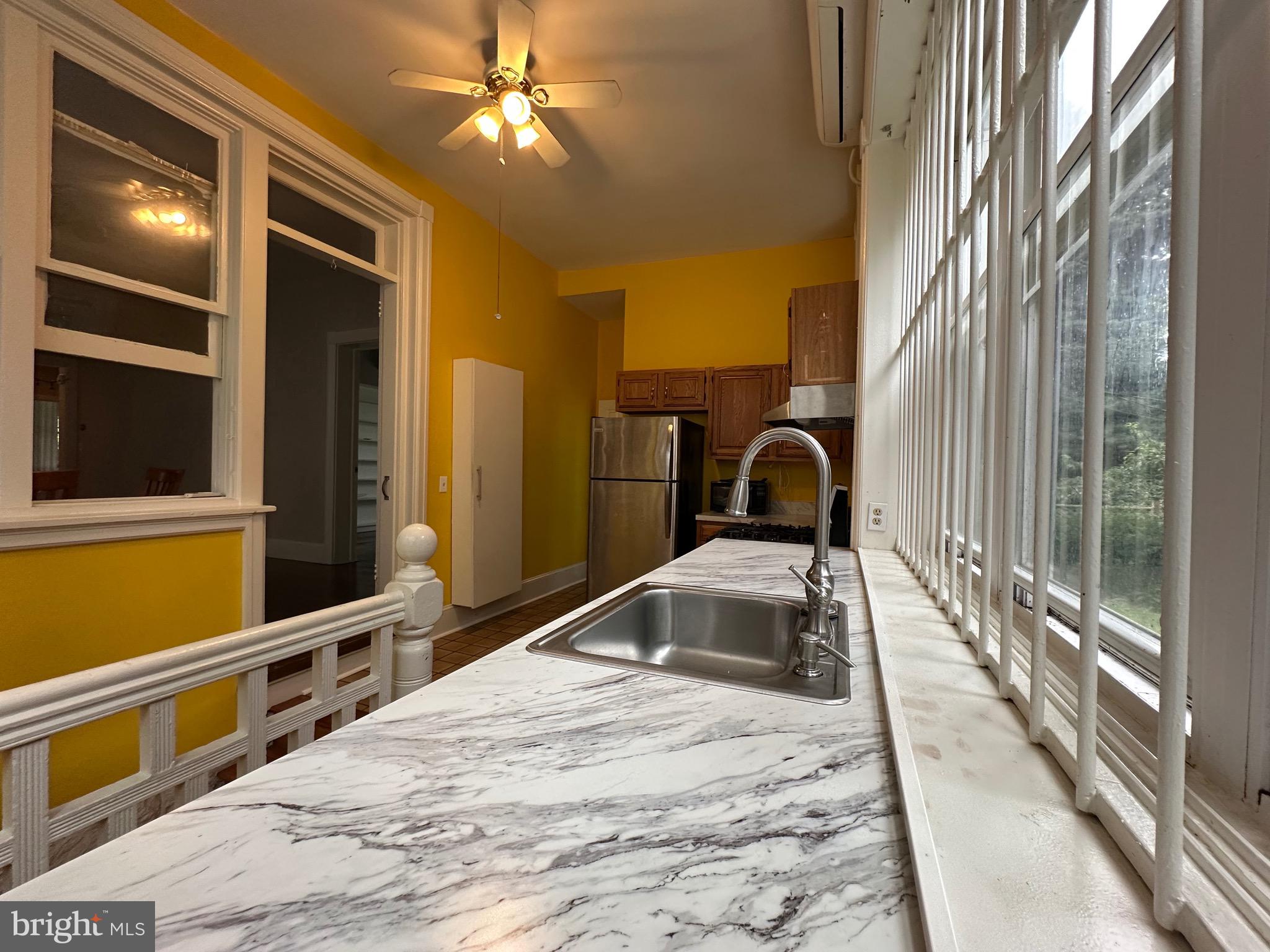 4805 Springfield Avenue Philadelphia, PA 19143 - Photo 17 of 22 a view of a balcony