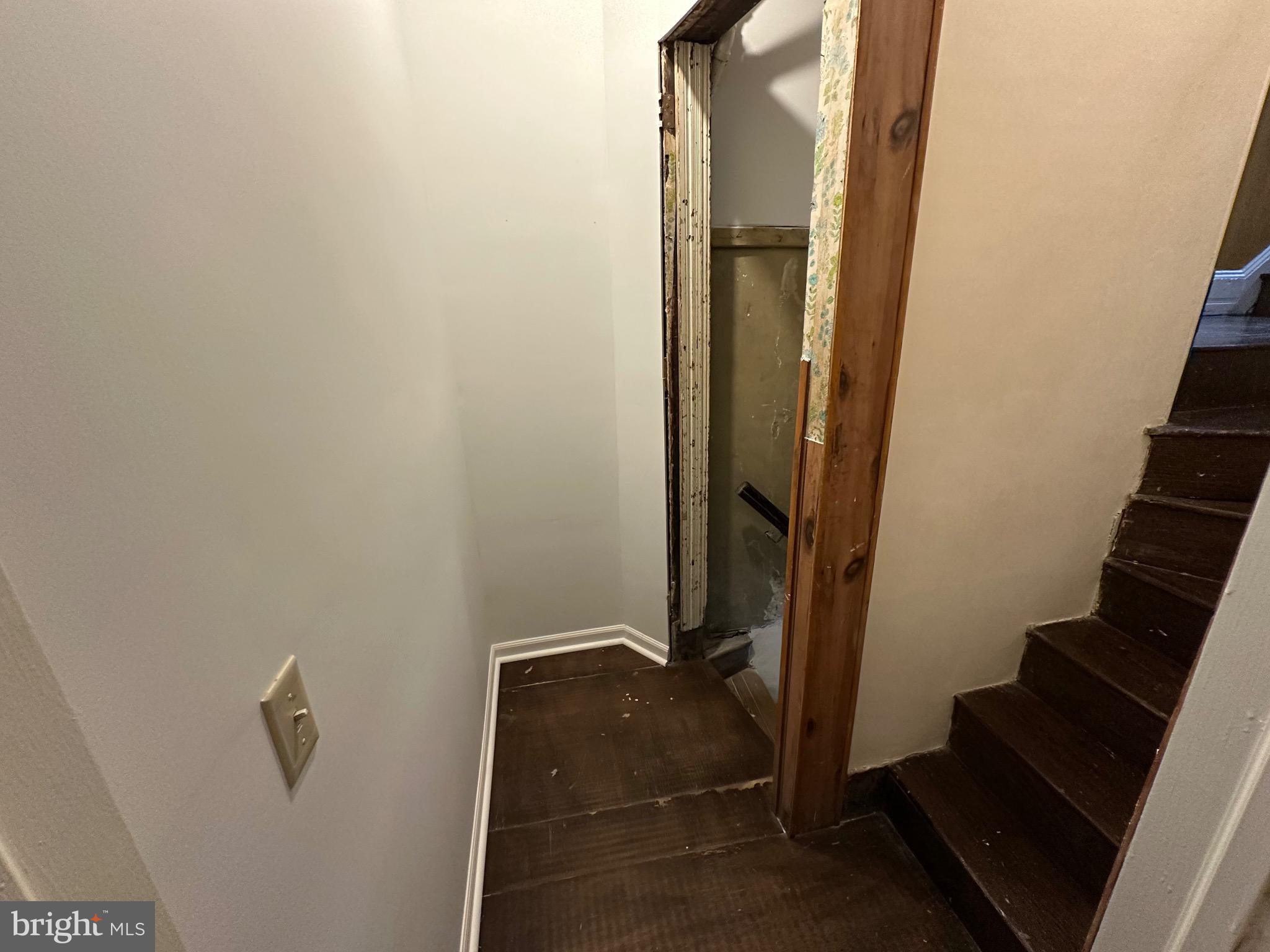 4805 Springfield Avenue Philadelphia, PA 19143 - Photo 20 of 22 a view of front door