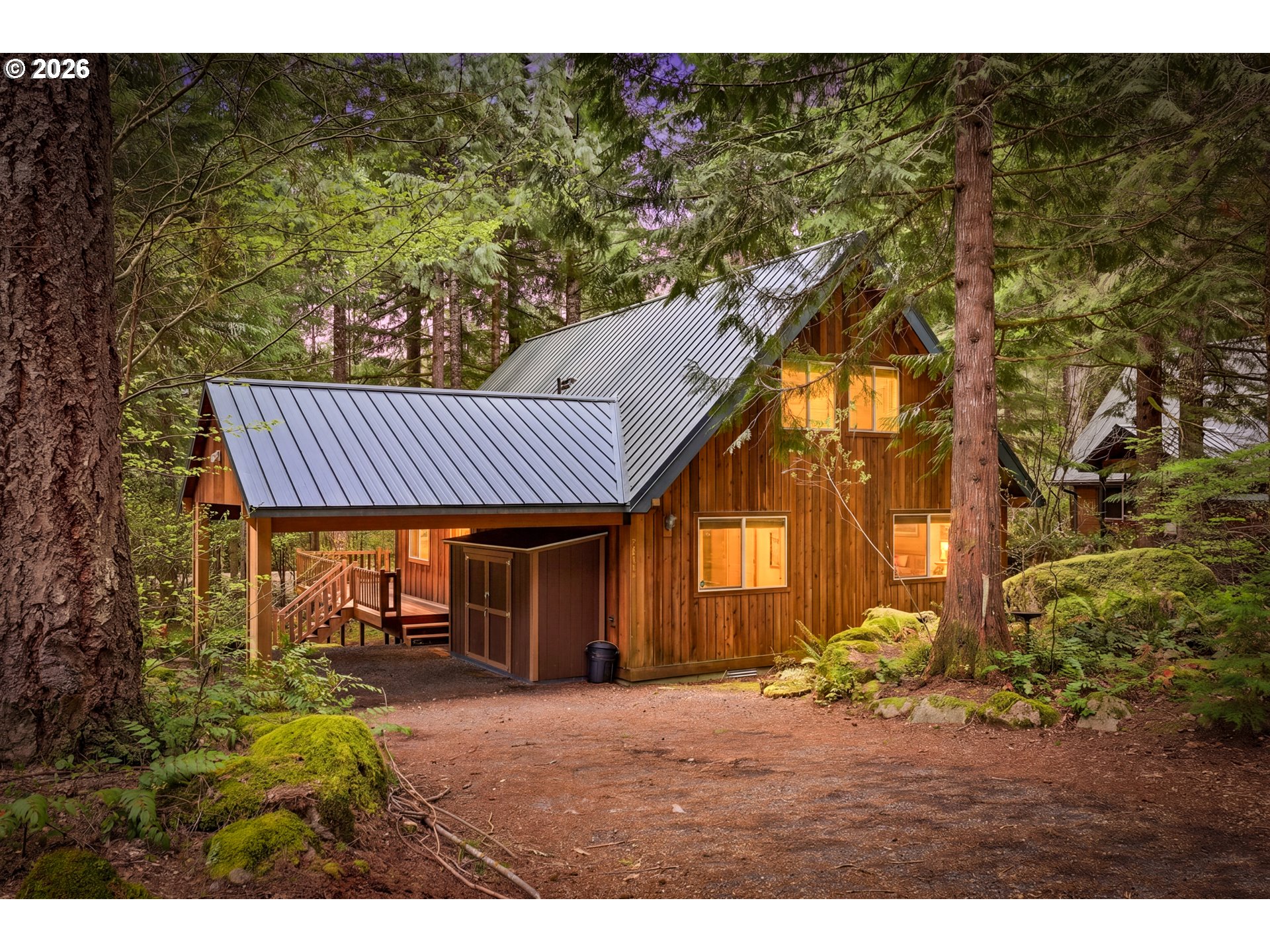 72430 East Smith Loop Rhododendron, OR 97049 - Photo 2 of 44