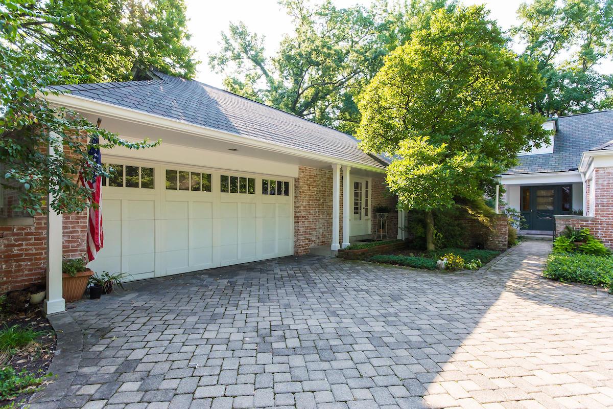 150 Ashbourne Road Columbus, OH 43209 - Photo 33 of 38