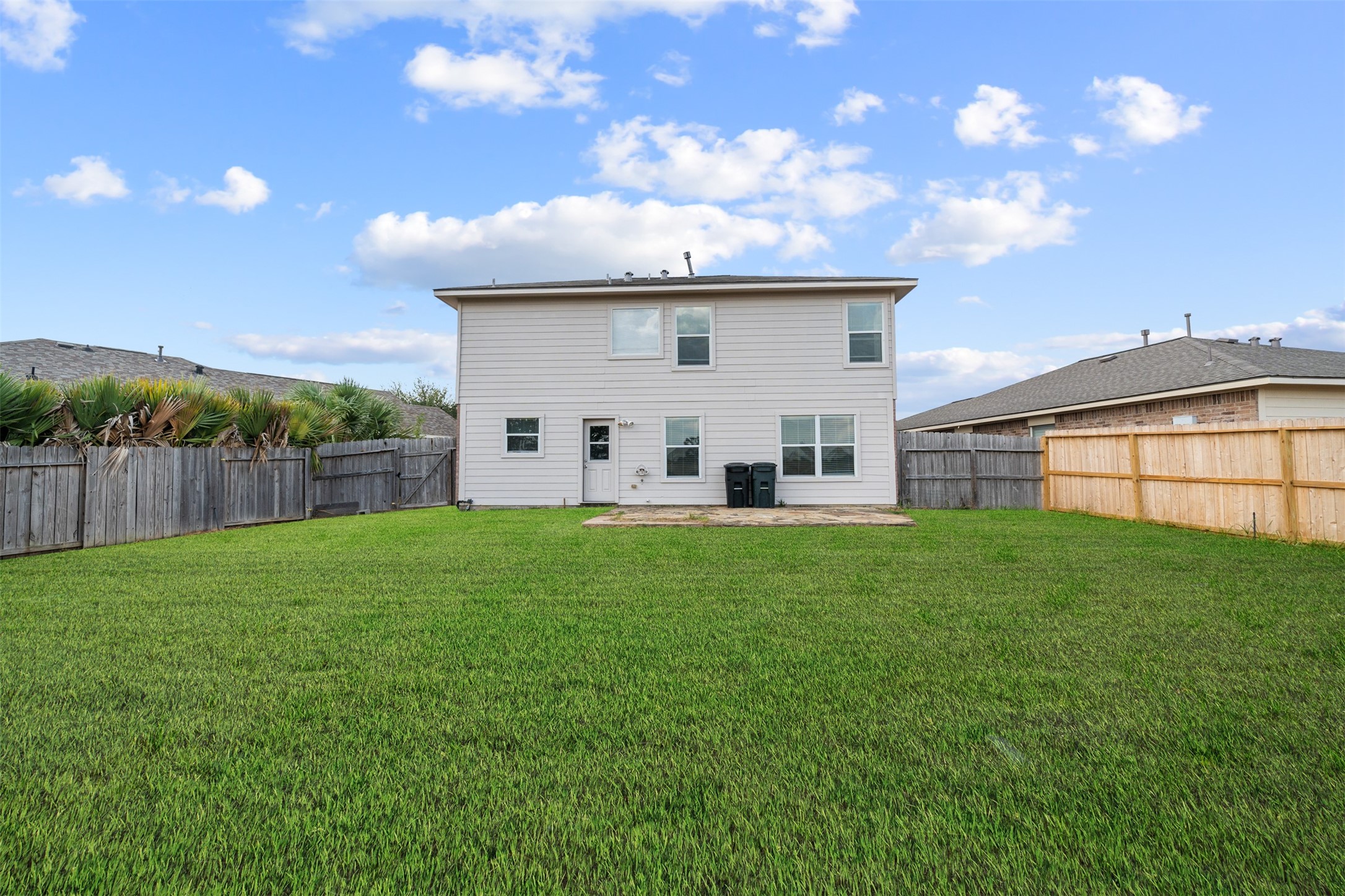 8139 Katie Mill Trail Spring, TX 77379 - Photo 2 of 20