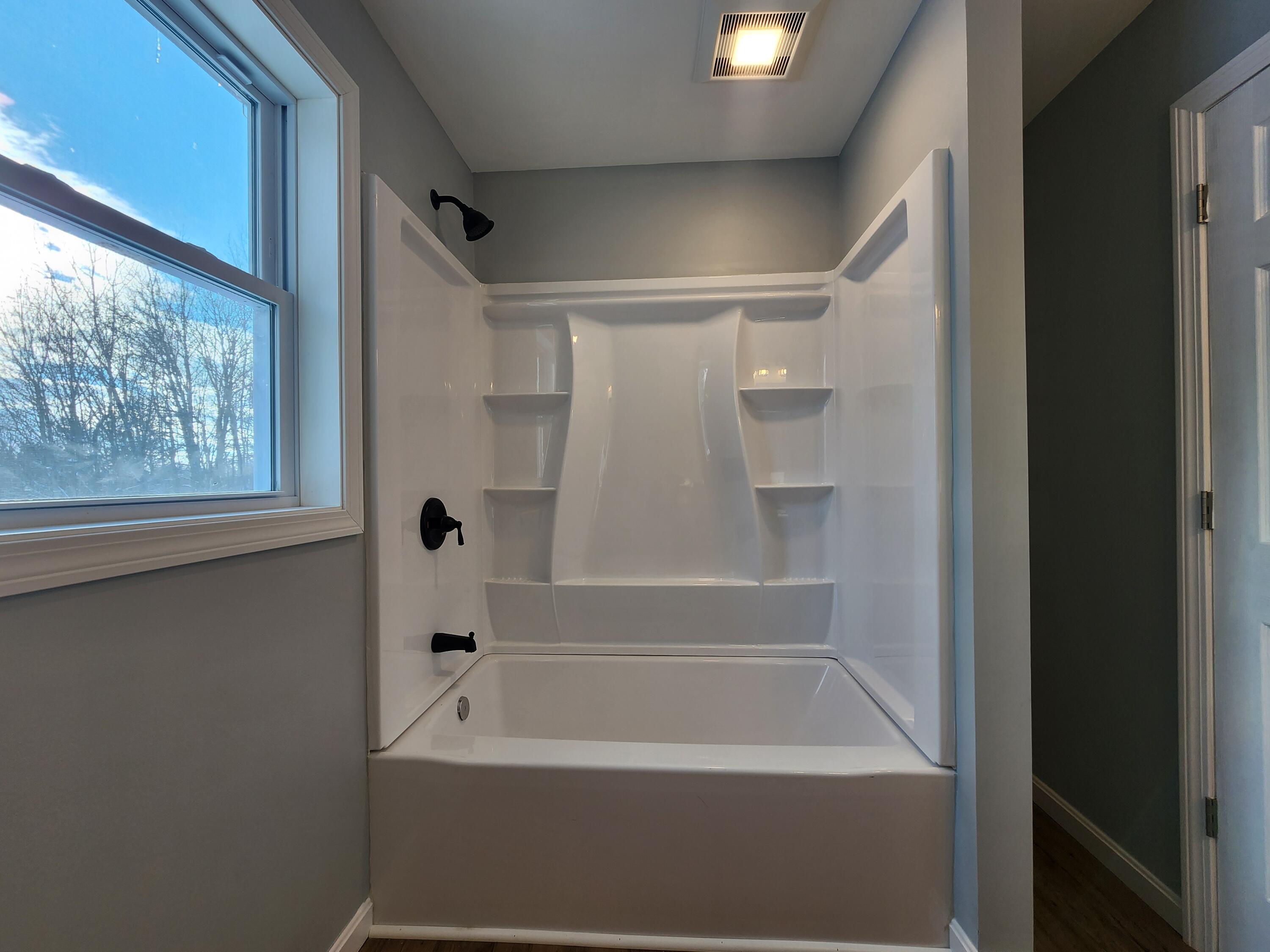 95 North Reynolds Road Winslow, ME 04901 - Photo 21 of 35 Full Bathroom