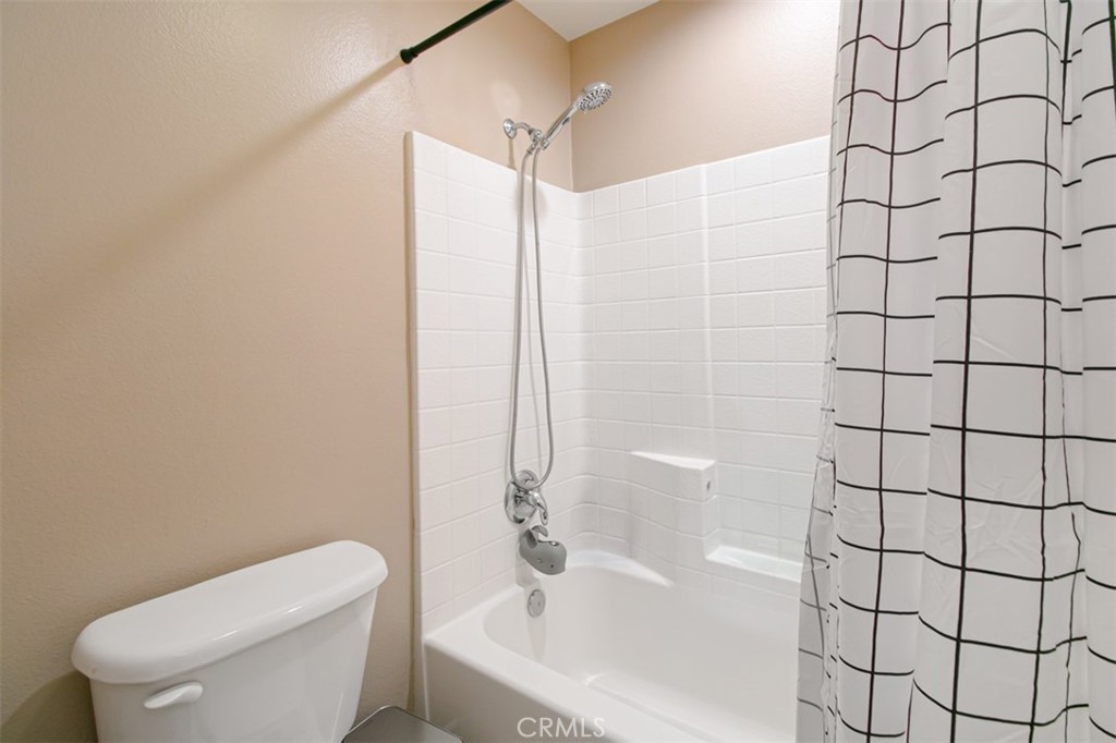 29315 Sequoia Road Canyon Country, CA 91387 - Photo 24 of 28