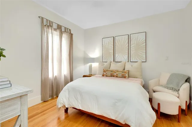 $1,299,000 | 446 Burns Court, Sarasota, FL 34236