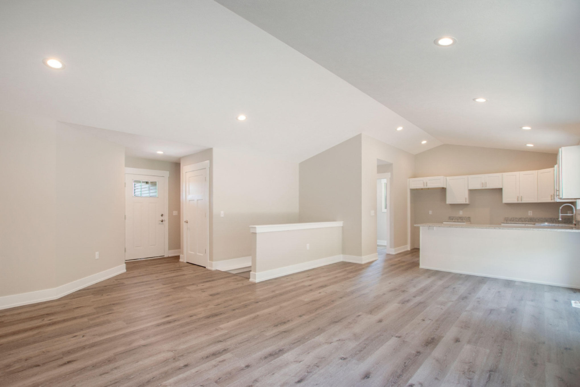 4522 West State Road Middleville, MI 49333 - Photo 5 of 21 DSC08282