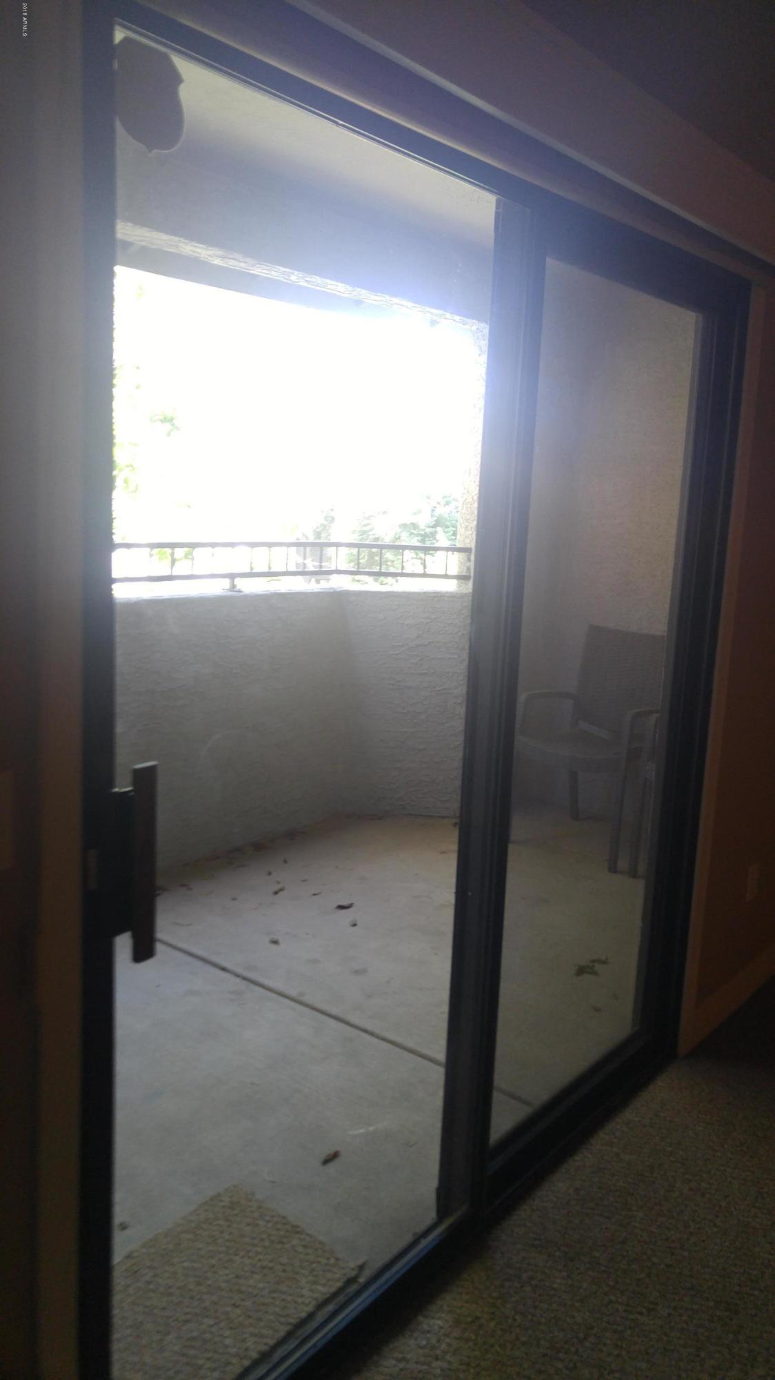 2025 East Campbell Avenue, Unit 341 Phoenix, AZ 85016 - Photo 16 of 20 a bathroom with a window