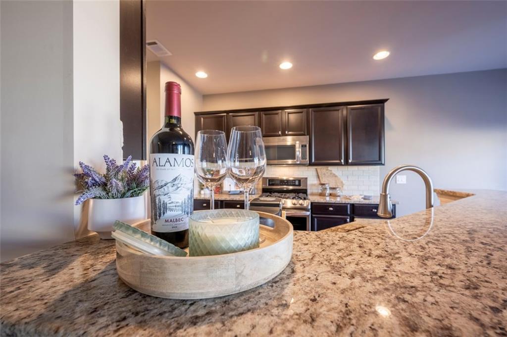 1206 Lake Point Way Suwanee, GA 30024 - Photo 14 of 50