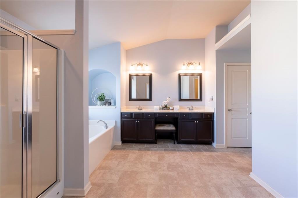 1206 Lake Point Way Suwanee, GA 30024 - Photo 19 of 50