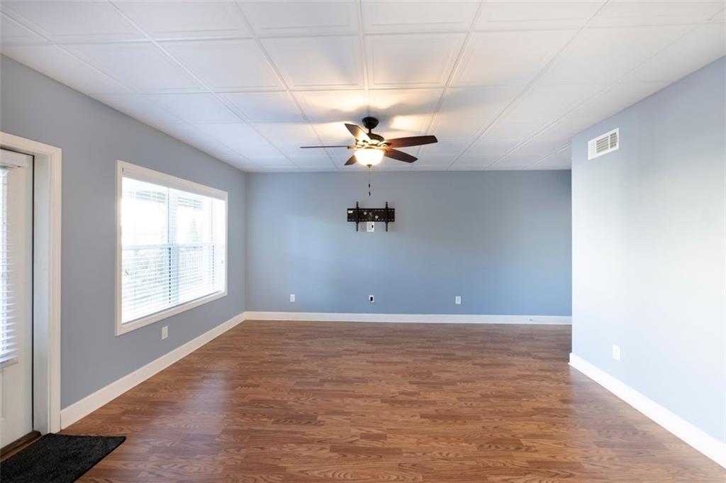 1206 Lake Point Way Suwanee, GA 30024 - Photo 31 of 50