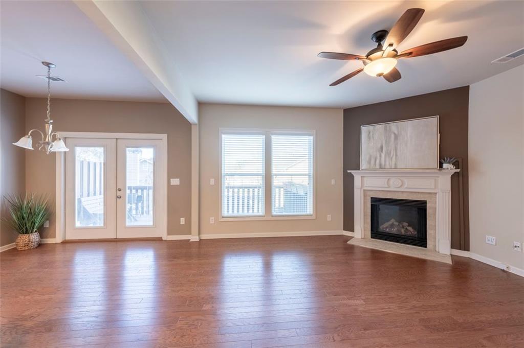 1206 Lake Point Way Suwanee, GA 30024 - Photo 6 of 50