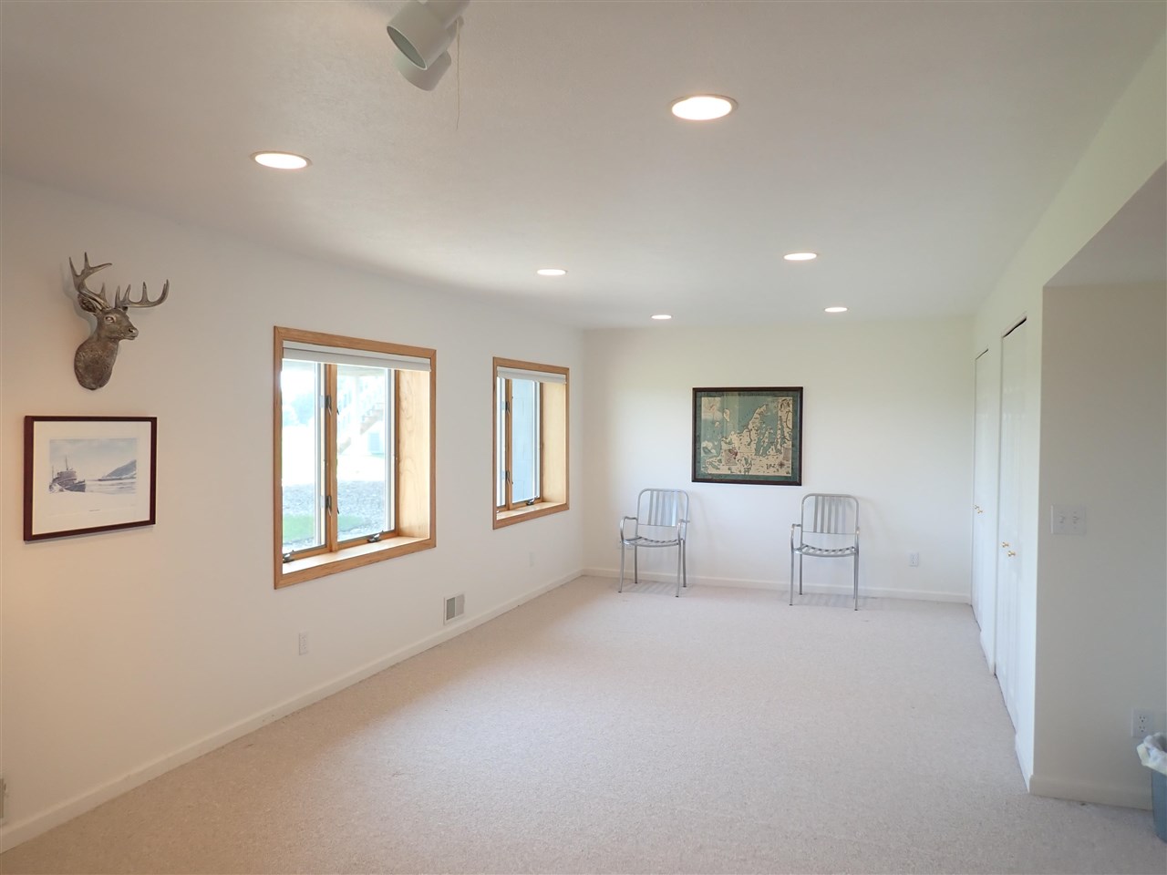 6308 East Ridge Drive Benzonia, MI 49616 - Photo 23 of 35 1890251-22.JPG