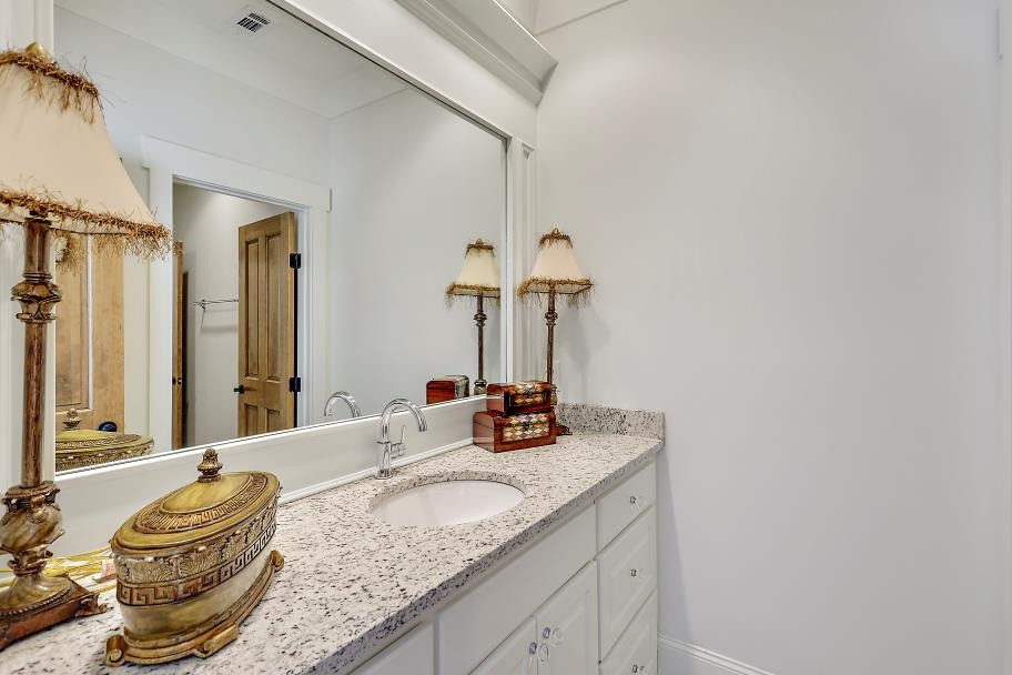 211 South Woodcreek Road Madison, MS 39110 - Photo 23 of 33 Photo 24