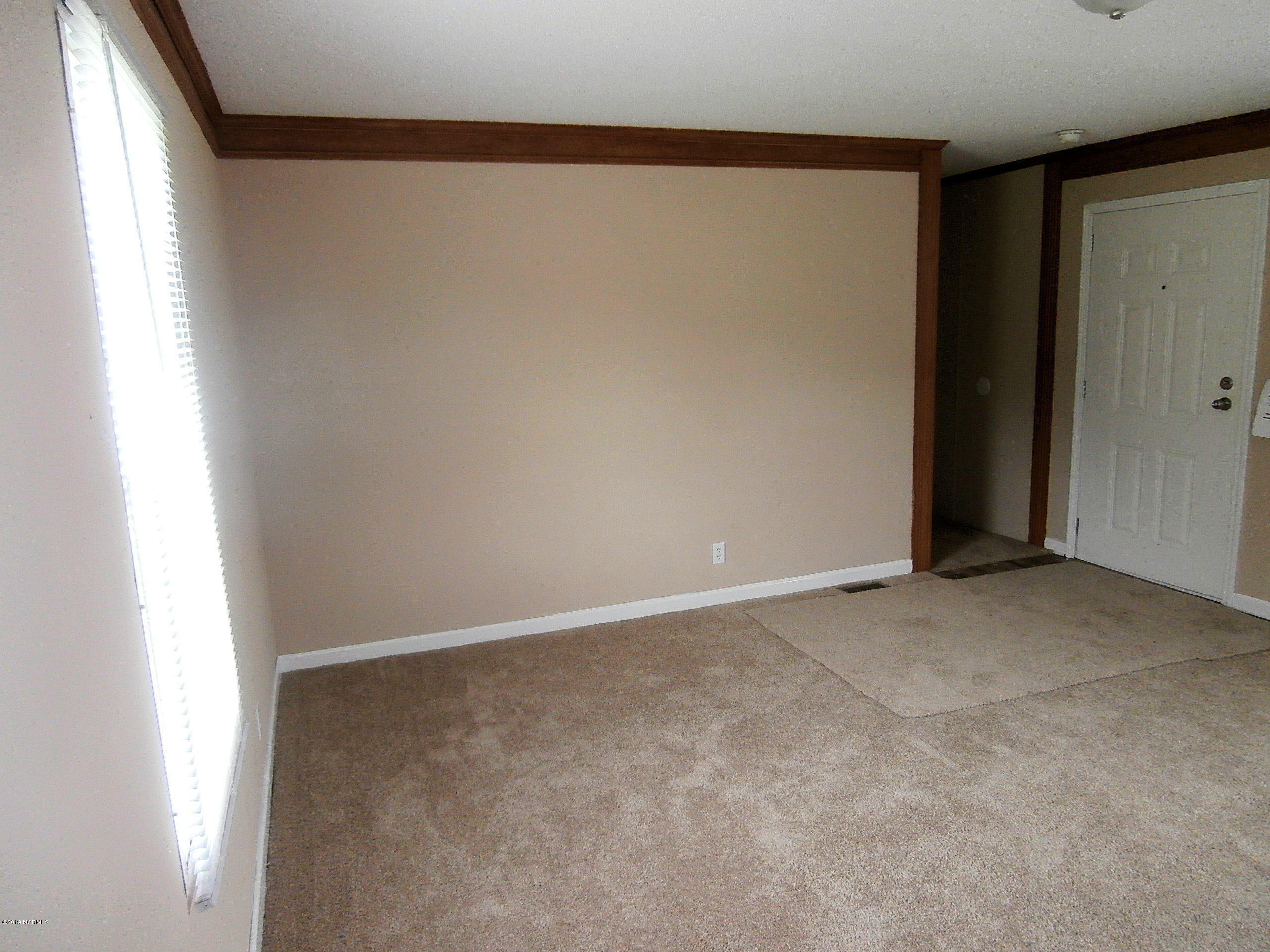 207 Shearin Dead End Road Littleton, NC 27850 - Photo 9 of 21 Living Room view 2