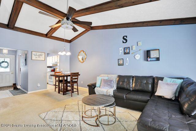 5852 Okemos Road, Unit 2 Haslett, MI 48840 - Photo 4 of 28 9I3A6079