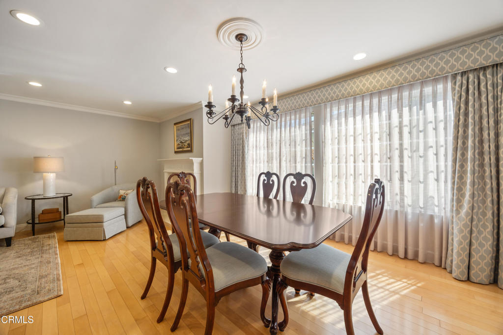 9263 La Shell Drive Tujunga, CA 91042 - Photo 11 of 53 9263 La Shell Dr-11