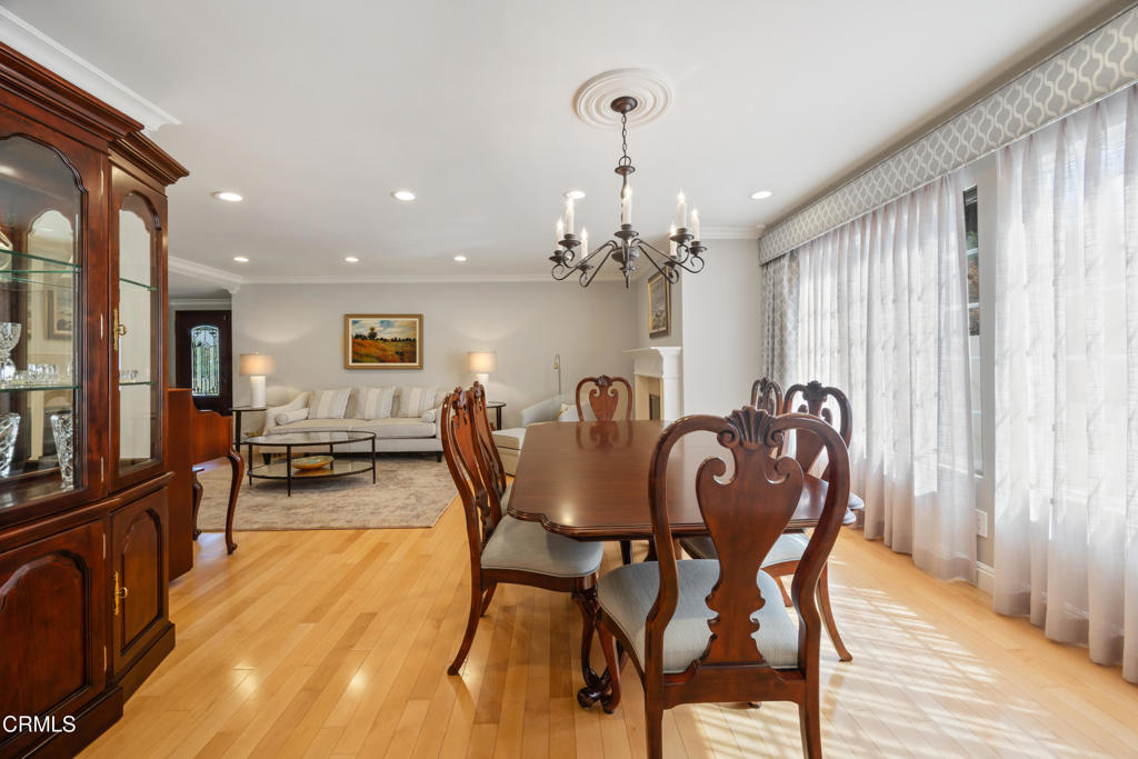 9263 La Shell Drive Tujunga, CA 91042 - Photo 12 of 53 9263 La Shell Dr-12