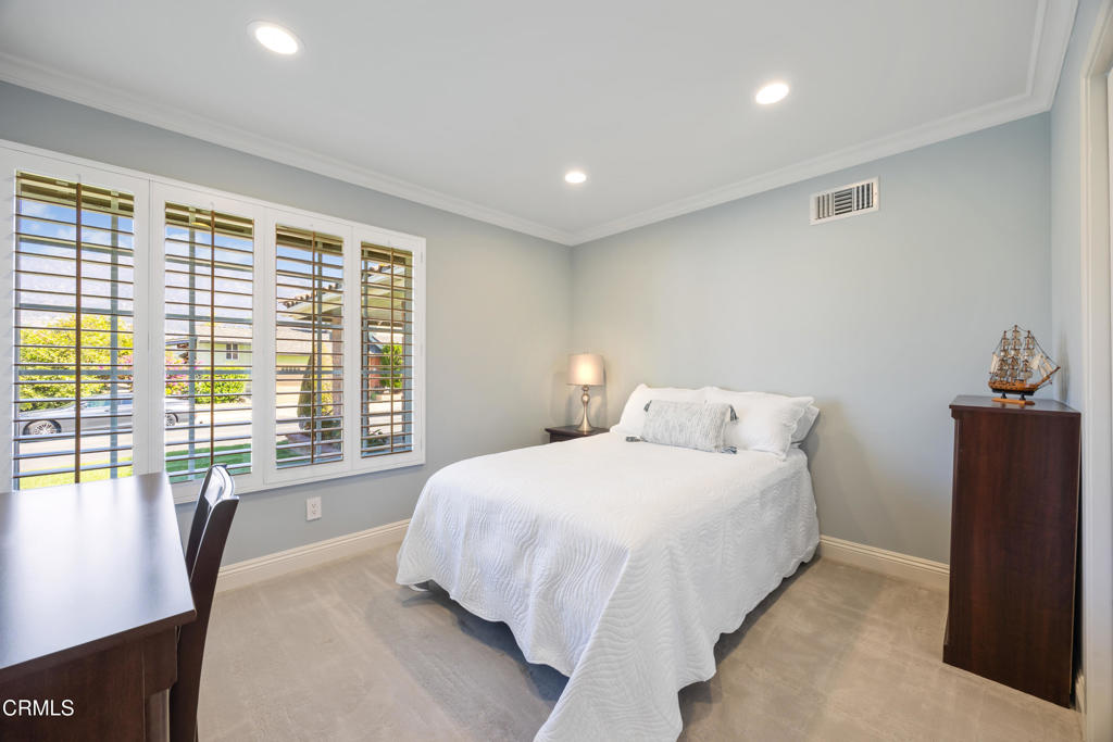 9263 La Shell Drive Tujunga, CA 91042 - Photo 37 of 53 9263 La Shell Dr-37