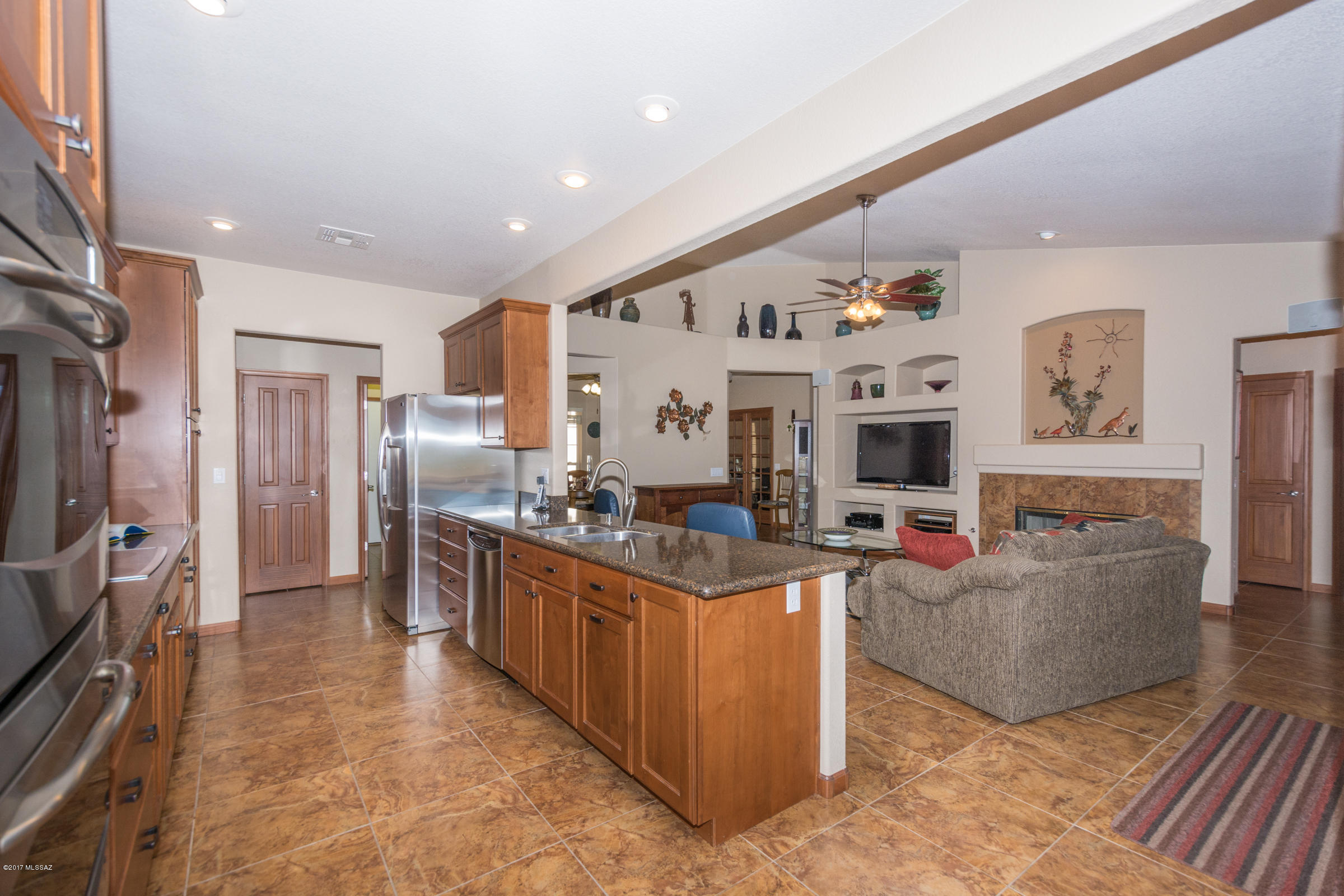 12372 North Mt Bigelow Road Tucson, AZ 85755 - Photo 5 of 41