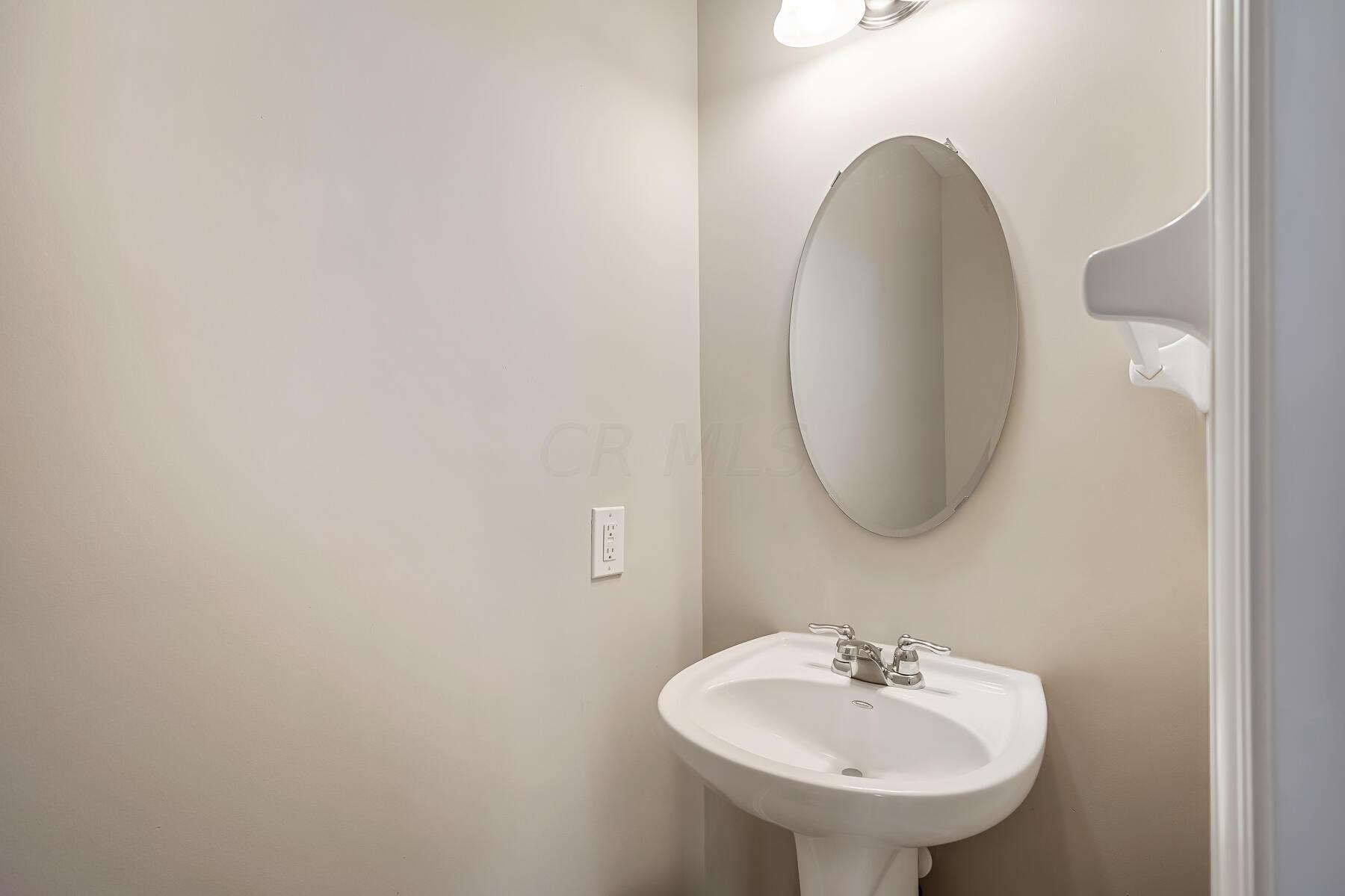 5757 Aderholt Road Dublin, OH 43016 - Photo 25 of 46 Half Bath