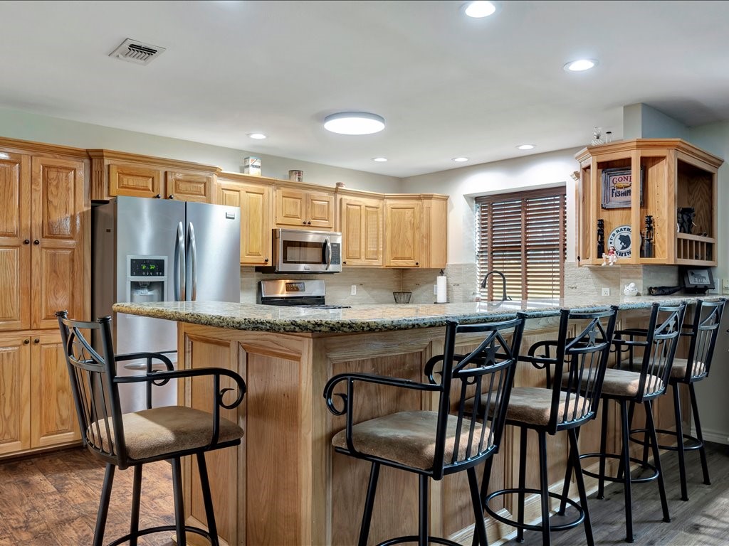 260 Fish Road Lufkin, TX 75901 - Photo 11 of 50