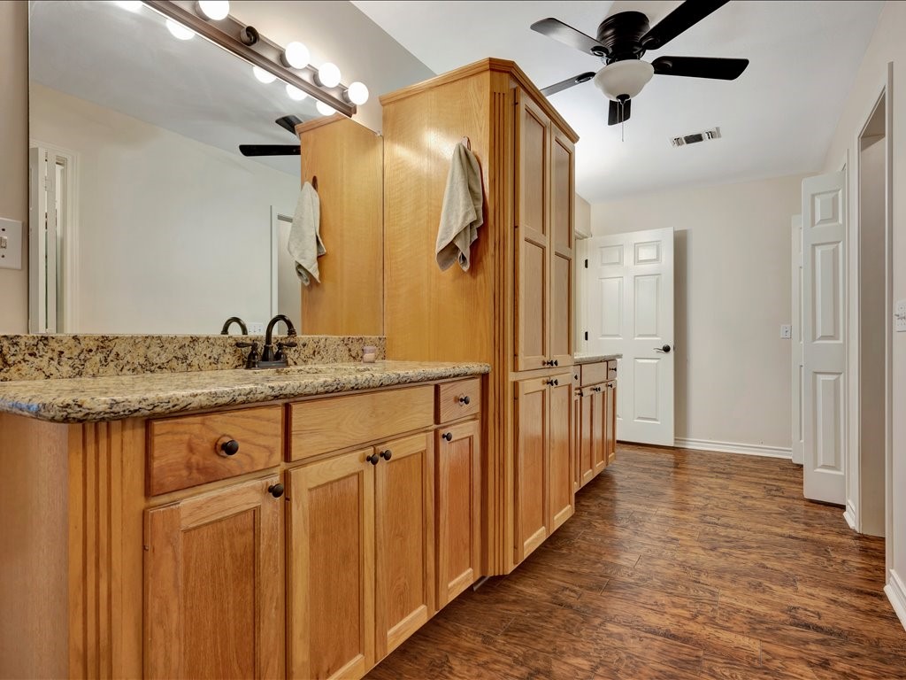 260 Fish Road Lufkin, TX 75901 - Photo 18 of 50