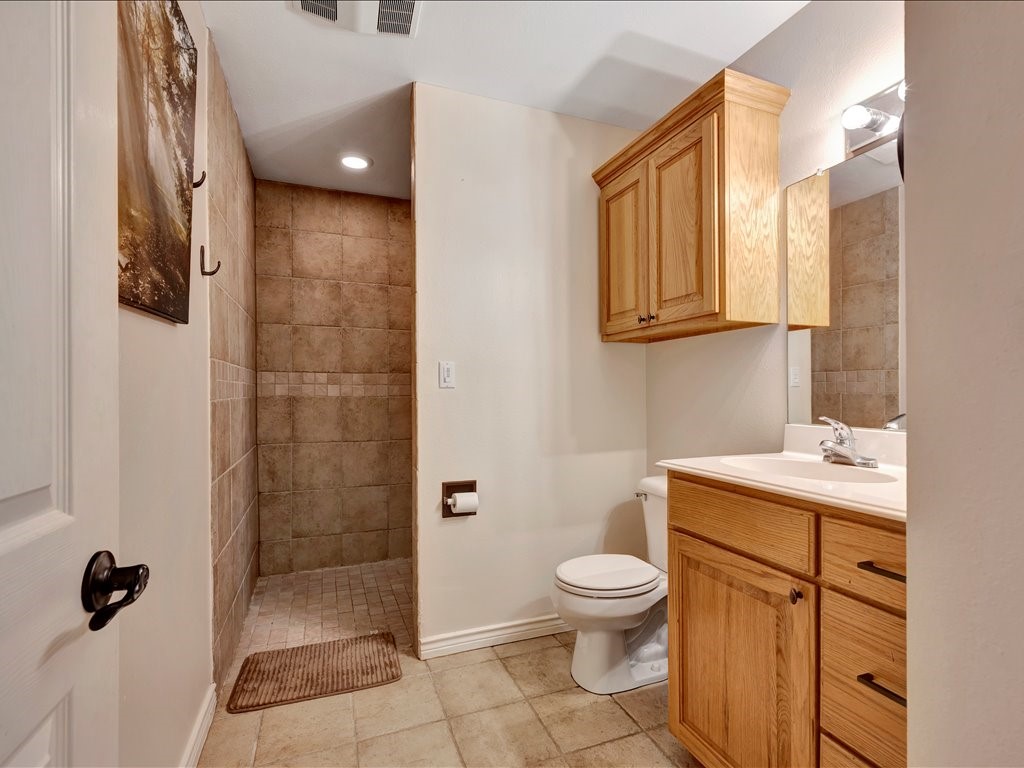 260 Fish Road Lufkin, TX 75901 - Photo 21 of 50