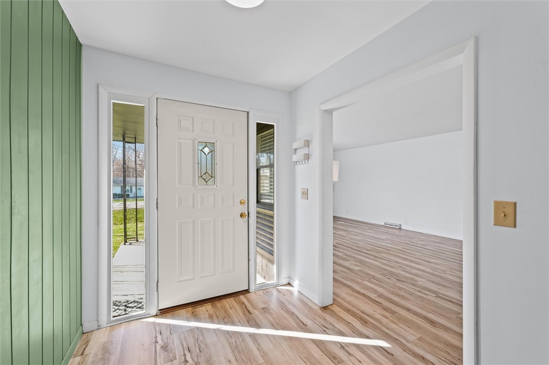 211 Boiling Springs Road Danville, IL 61832 - Photo 5 of 40 Gallery Image 5