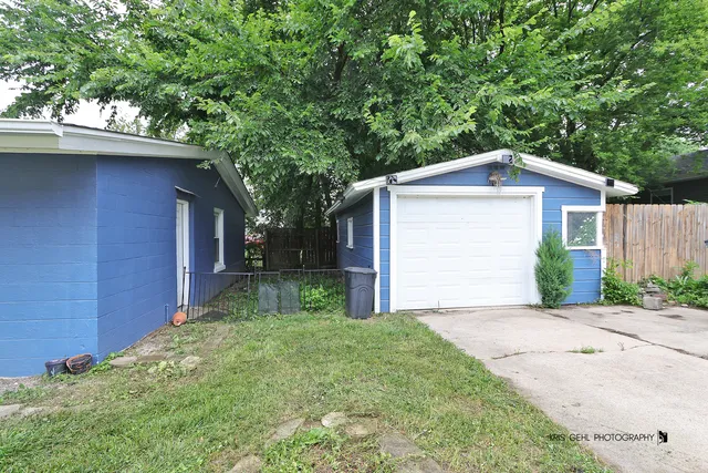 $175,000 | 1000 Pine Street, Waukegan, IL 60085