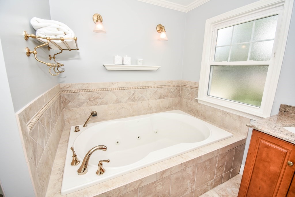 3 Augustus Road Waltham, MA 02452 - Photo 19 of 31 Gallery Image 19