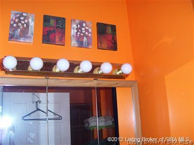 1512 Spring Street Jeffersonville, IN 47130 - Photo 6 of 8 Gallery Image 6