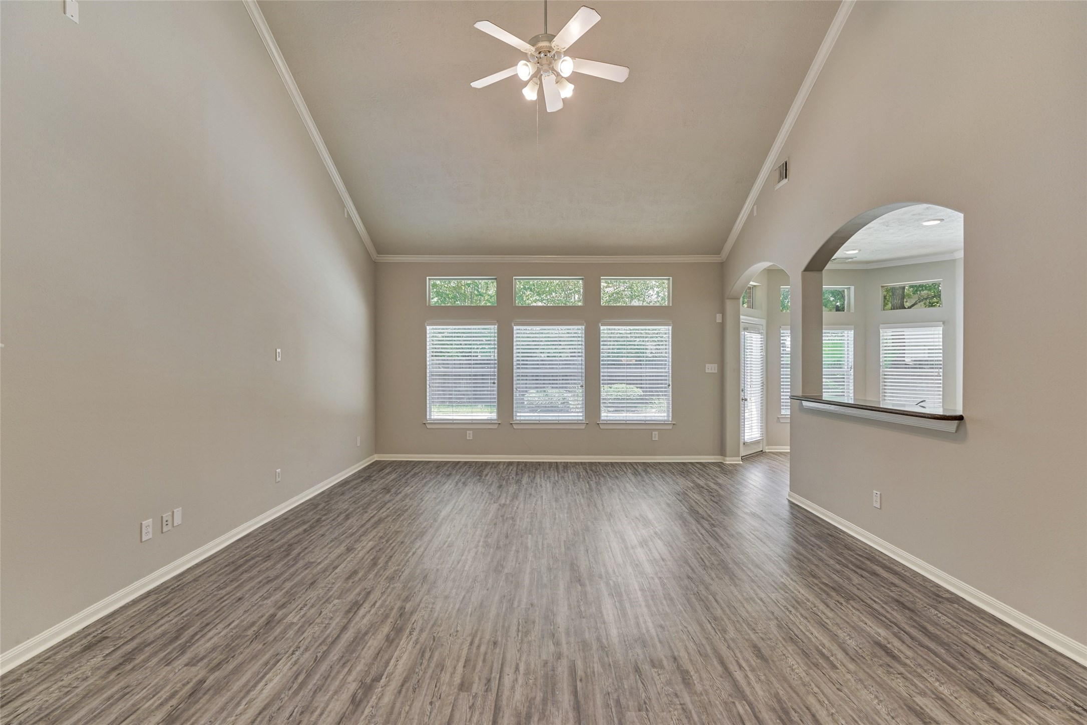 7 Raindance Court The Woodlands, TX 77385 - Photo 16 of 47