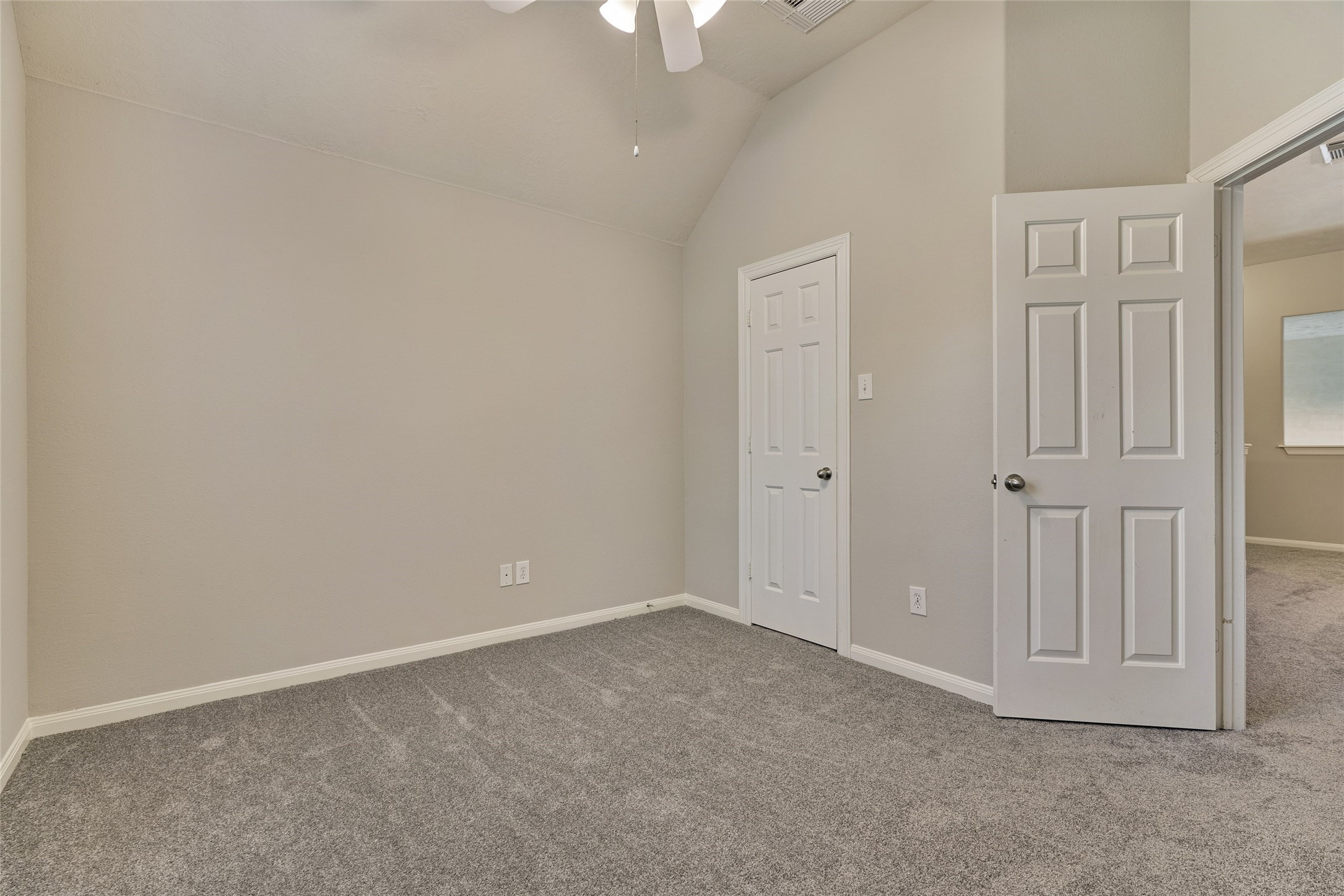 7 Raindance Court The Woodlands, TX 77385 - Photo 38 of 47