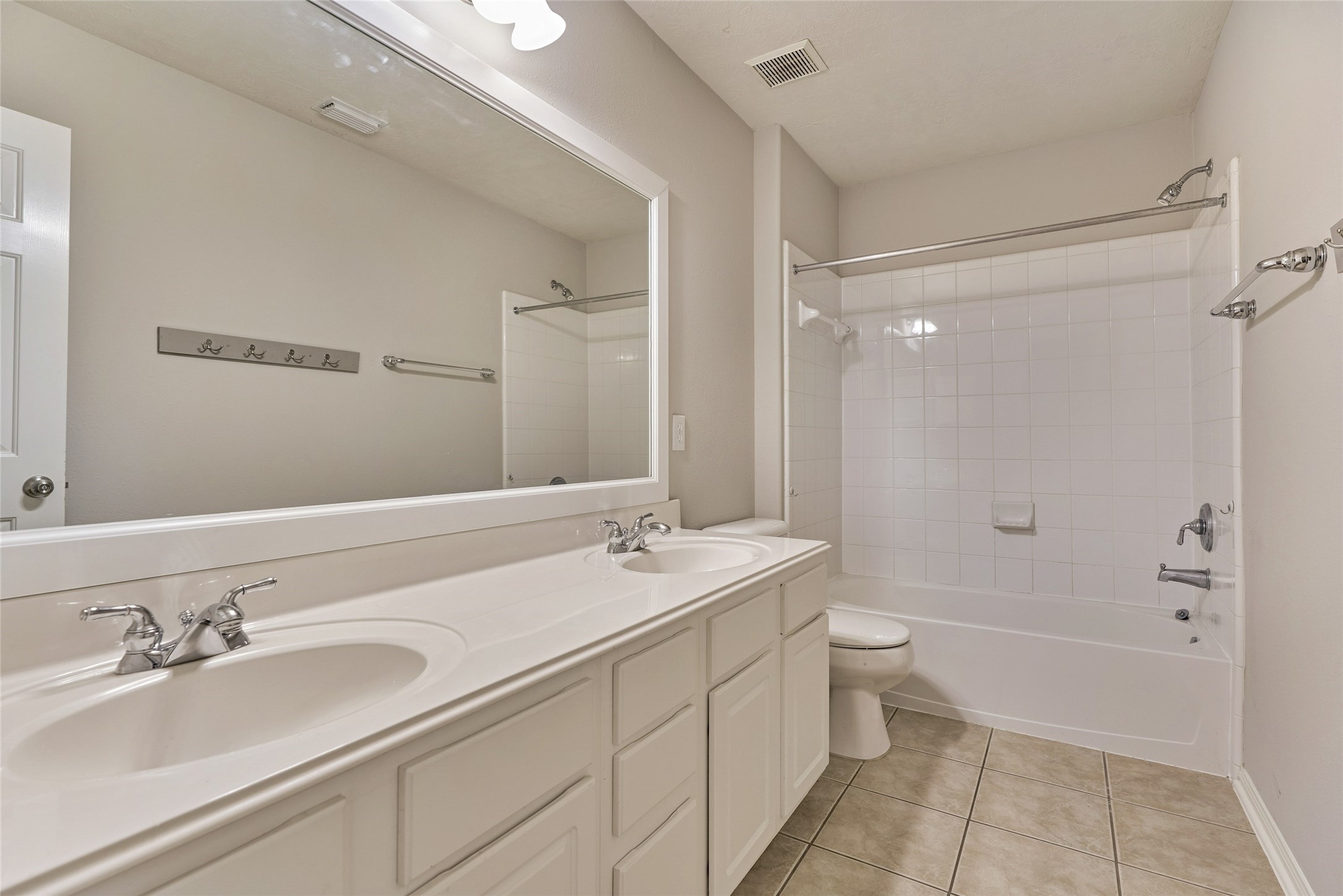 7 Raindance Court The Woodlands, TX 77385 - Photo 39 of 47