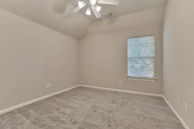 $3,250 | 7 Raindance Court, The Woodlands, TX 77385