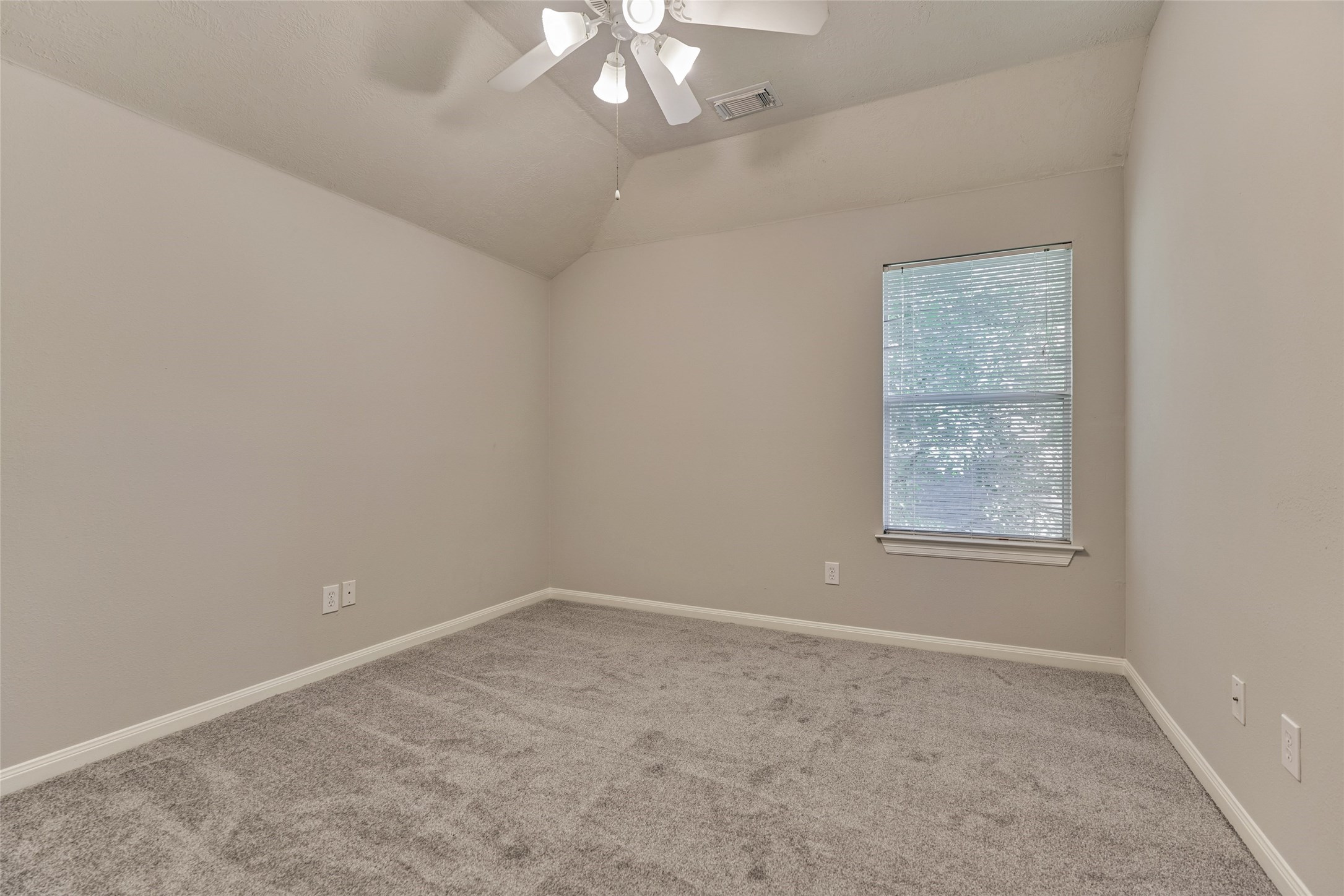 7 Raindance Court The Woodlands, TX 77385 - Photo 42 of 47