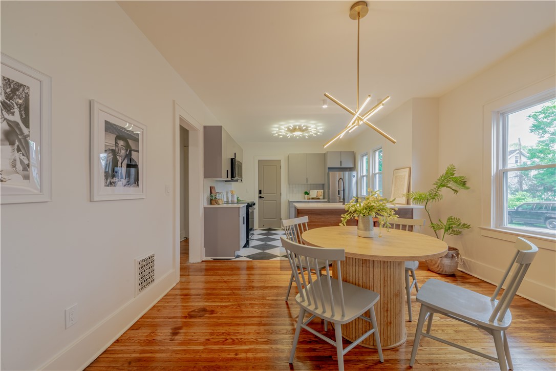 312 Brooks Avenue Rochester, NY 14619 - Photo 27 of 32