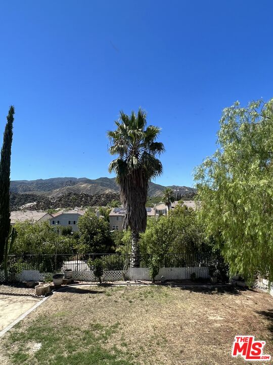 26526 Beecher Lane Stevenson Ranch, CA 91381 - Photo 28 of 31