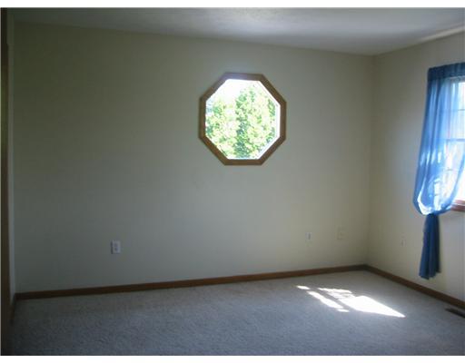 727 Rollinson Road Hermitage, PA 16148 - Photo 6 of 9 Master Bedroom.