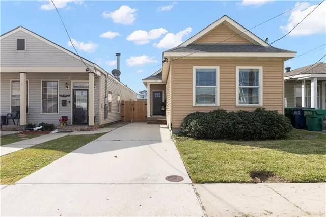 $299,900 | 514 Fried Street, Gretna, LA 70053