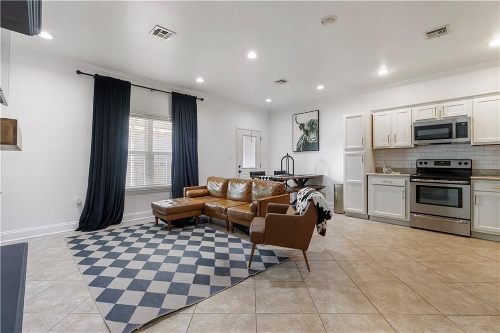 514 Fried Street Gretna, LA 70053 - Photo 3 of 11