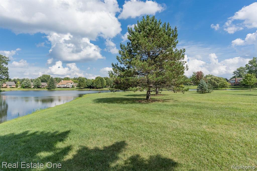 2497 Kimberly Fair Street Rochester, MI 48309 - Photo 42 of 46
