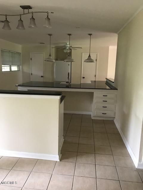 2520 Meadow Road Biloxi, MS 39531 - Photo 7 of 15 IMG_1844 (1)