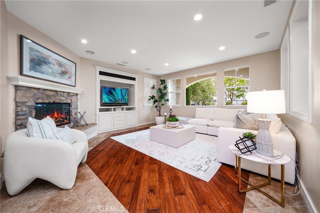 113 Tearose Irvine, CA 92603 - Photo 25 of 43