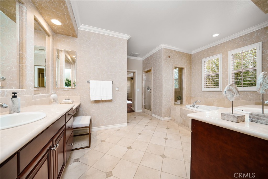 113 Tearose Irvine, CA 92603 - Photo 36 of 43