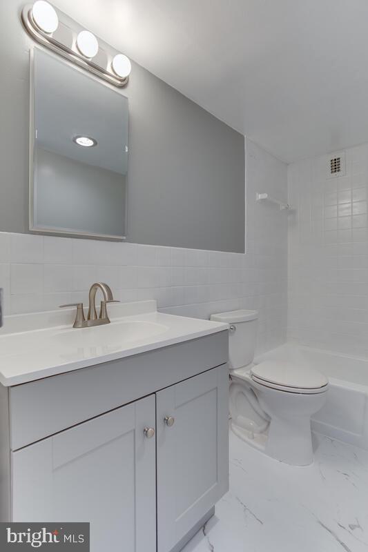 1111 University Boulevard West, Unit 1402A Silver Spring, MD 20902 - Photo 20 of 36