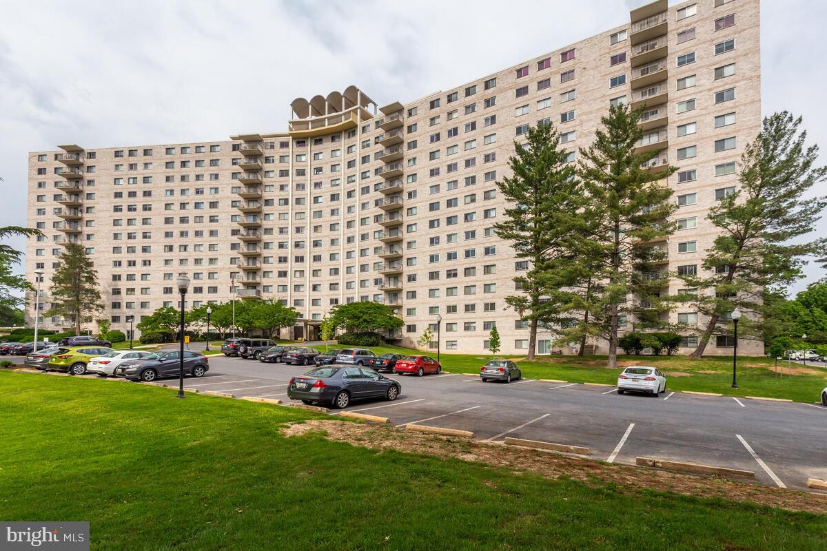1111 University Boulevard West, Unit 1402A Silver Spring, MD 20902 - Photo 33 of 36