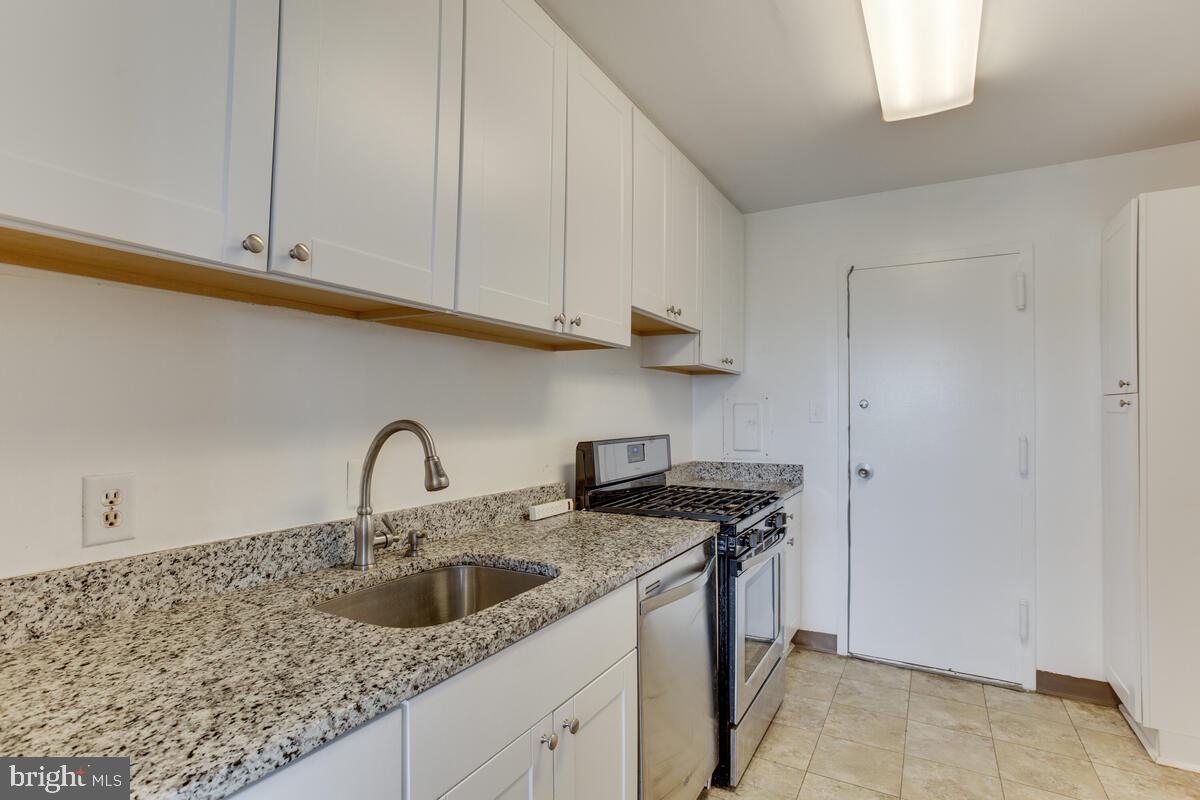 1111 University Boulevard West, Unit 1402A Silver Spring, MD 20902 - Photo 10 of 36