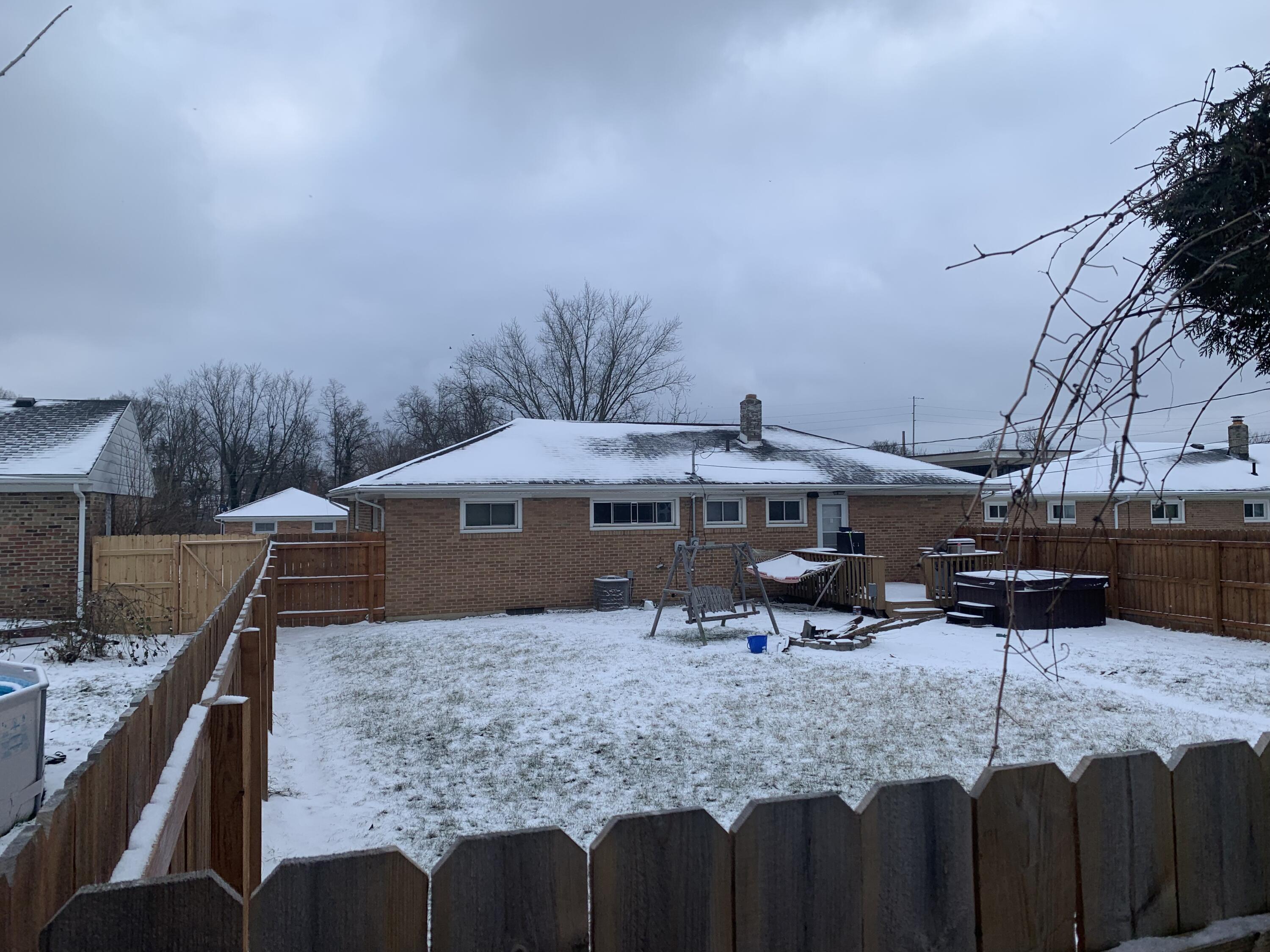 226 Englewood Road Springfield, OH 45503 - Photo 5 of 21 Gallery Image 5