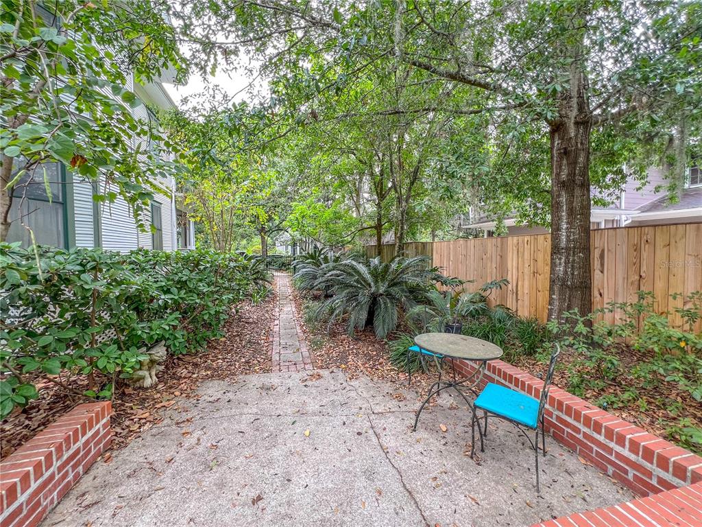 516 Northeast 4 Street Gainesville, FL 32601 - Photo 46 of 57 a house with outdoor space