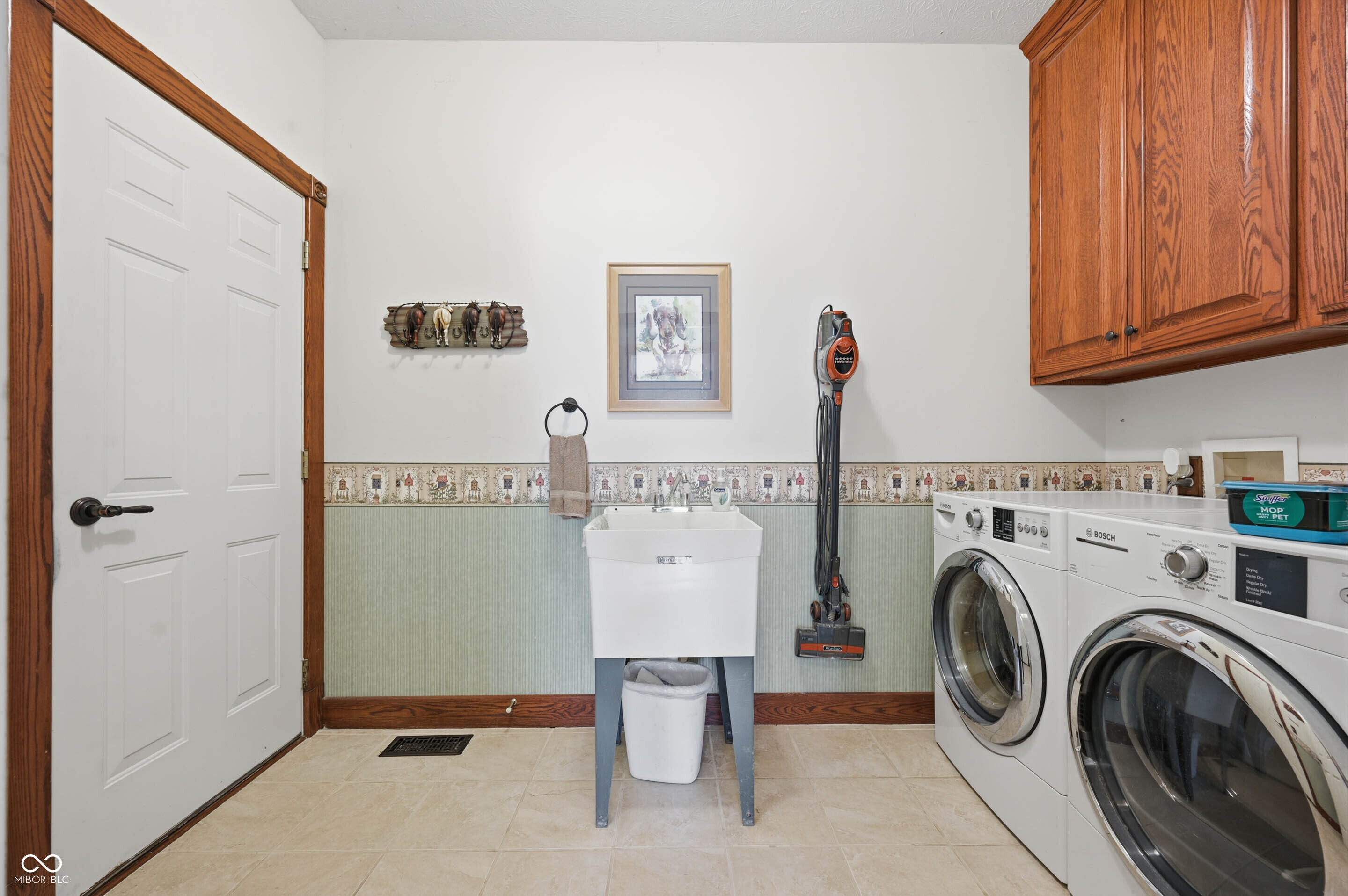 121000 Native Trail Yorktown, IN 47396 - Photo 20 of 39